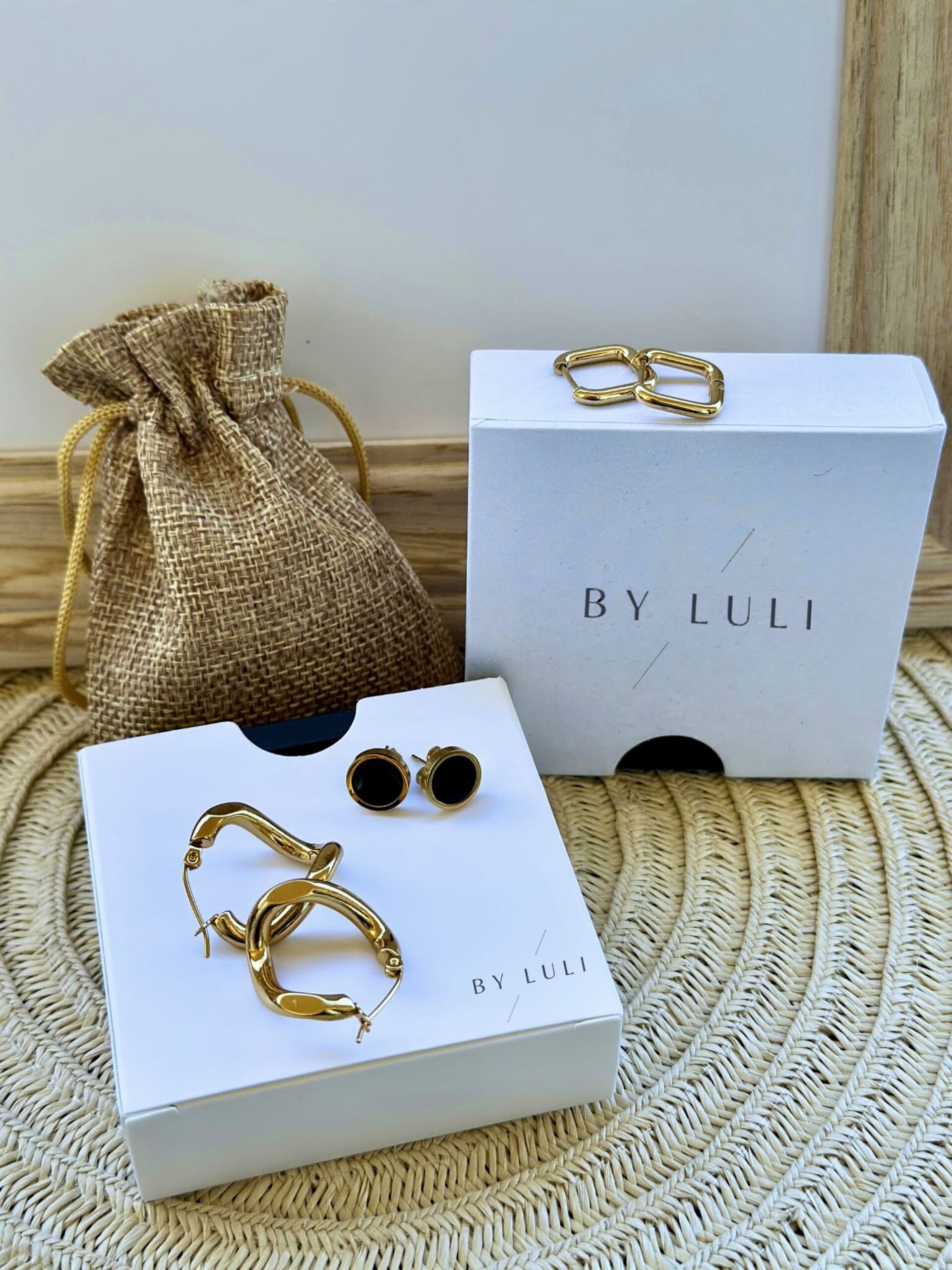 Pendientes Cubo  I  Acero Inox Baño Oro 18k - 2